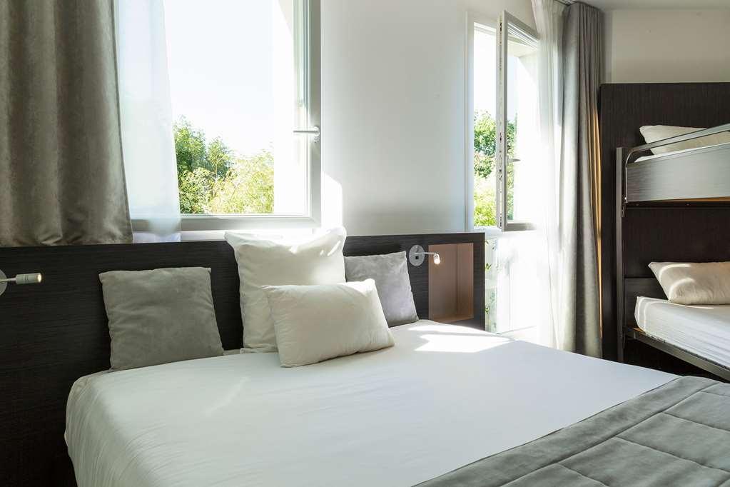 The Originals Boutique Hotel Restaurant Saint James, Montaigu-Vendee Quarto foto